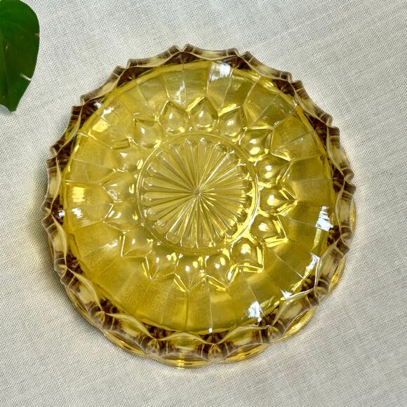 Vintage Amber Glass Serving Bowl – Scalloped Edge with Floral Panel Design - Picture 7 of 11